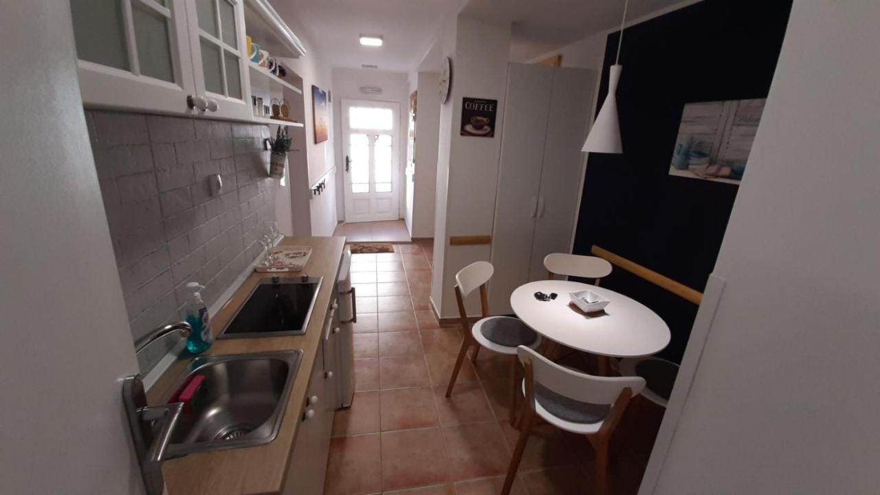 Апартаменты Bed&Bike Сремски-Карловци Экстерьер фото